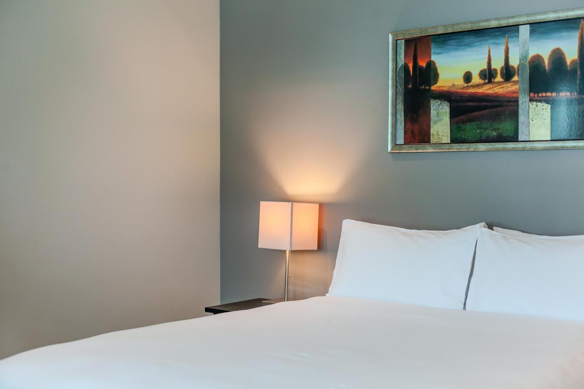 70 Tory Aparthotel Уелингтън Екстериор снимка