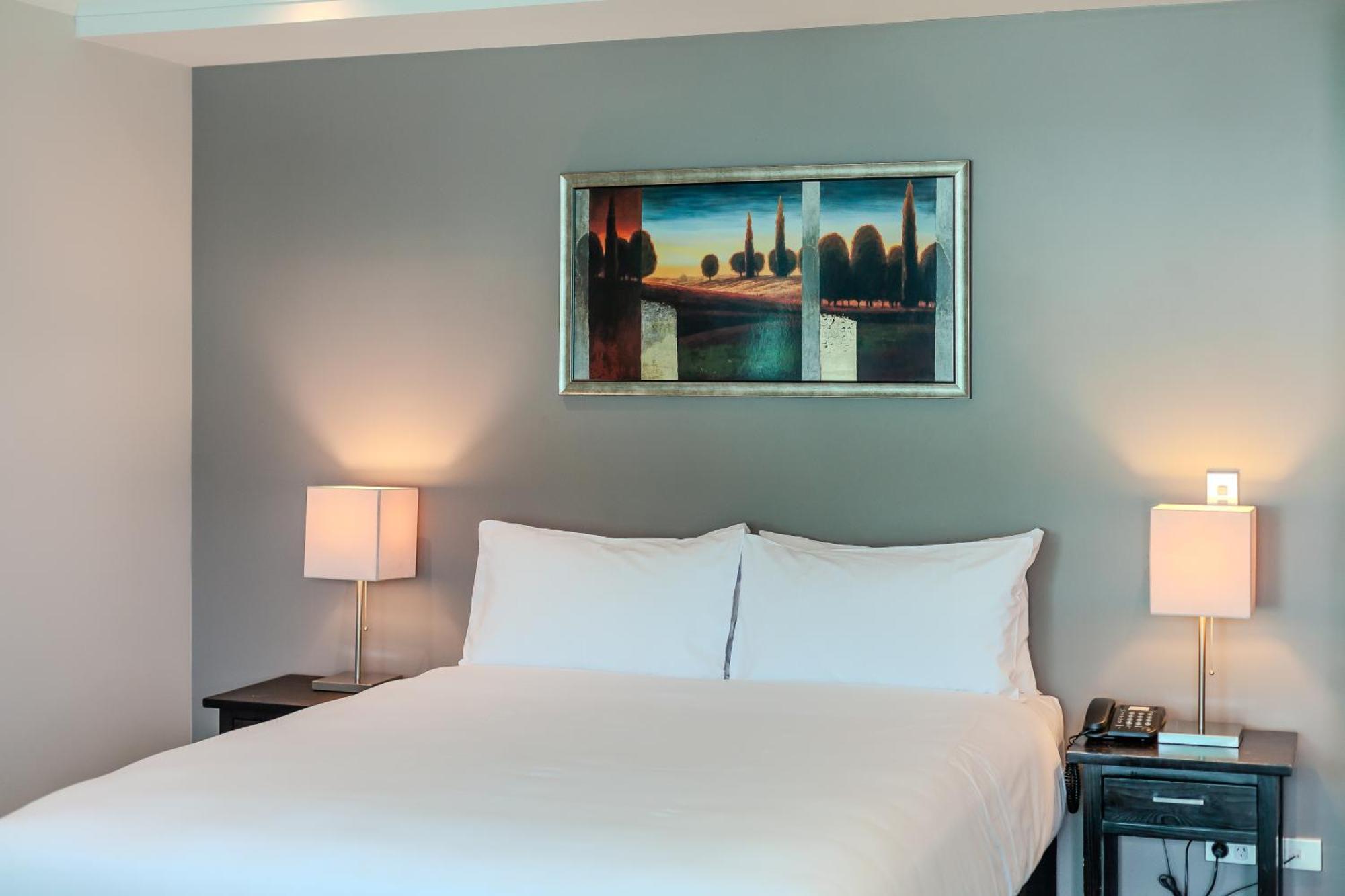 70 Tory Aparthotel Уелингтън Екстериор снимка